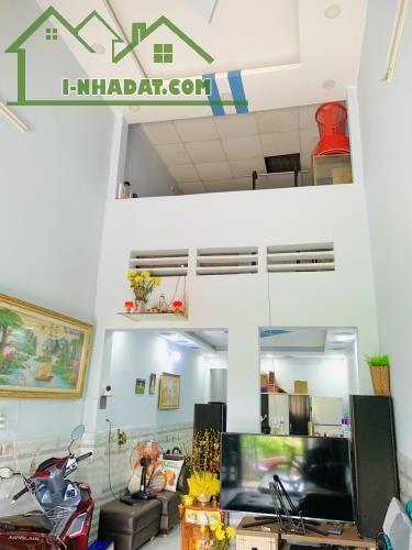 Bán Nhà Riêng HXH Huỳnh Thị Hai, DT 48m - 2 tầng - 3,3 × 15 - 2,4 tỷ.