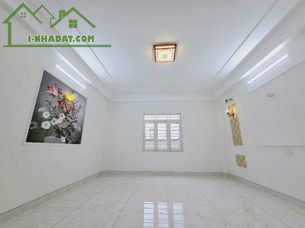 Bán nhà Mặt Tiền đường số 6 - 118m2 ( 5 x 23.6 ) 4 Tầng 6PN - Nhà mới Ở và Kinh Doanh - 5