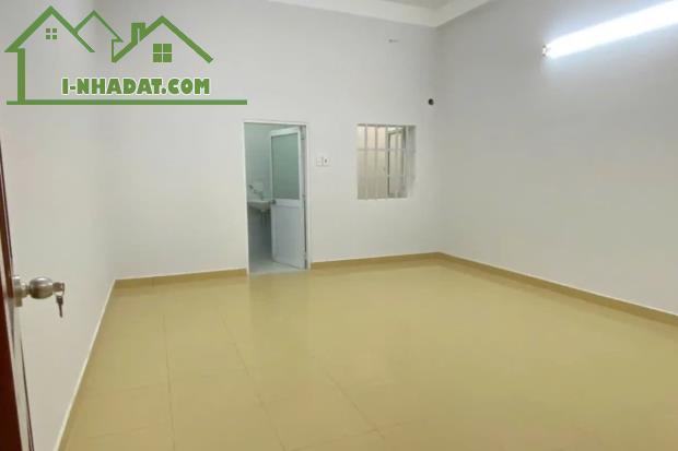 Bán nhà hẻm ba gác Trương Công Đinh, Tân Bình, 52m², 4m x 15m - Giá 6.65 tỷ TL - 2