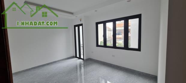 Bán nhà riêng Tân Lập, Đan Phượng 38m2*5T. Đối diện trường Mầm Non Tân Lập. Ngõ Ôtô đỗ cửa - 3