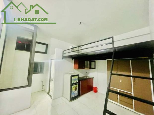 Bán toà CCMN Xuân Phương. Nam Từ Liêm DT109m x 8T thang máy. MT8.5m.