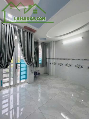 MUA NGAY CĂN 2 MẶT TIỀN ( 60M2 ) - 4×15M - 3 PHÒNG NGỦ - HẺM THÔNG,  XE HƠI tới nhà - 3