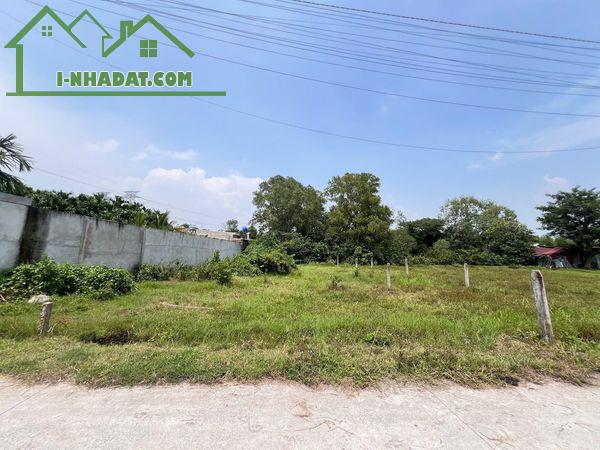 Bán gấp đât thổ cư mặt tiền bê tông Gara Bình Phát 5x24m giá 1 tỉ 050tr/ SHR. 0889841300 - 2
