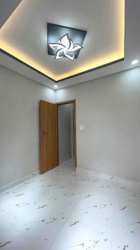 Hiếm! Nhà đẹp HXH 6m Đông Hồ P8 Tân Bình 20m2 2 tầng chỉ nhỉnh 2 tỷ