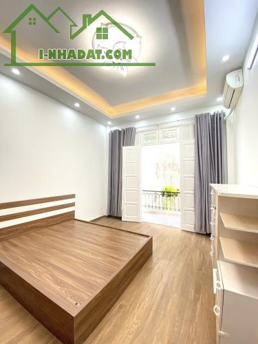 Nhà đẹp, Tặng full nội thất, Nguyễn Khánh Toàn, Cầu Giấy, 10m oto tránh, 2 thoáng, 40m2 - 2