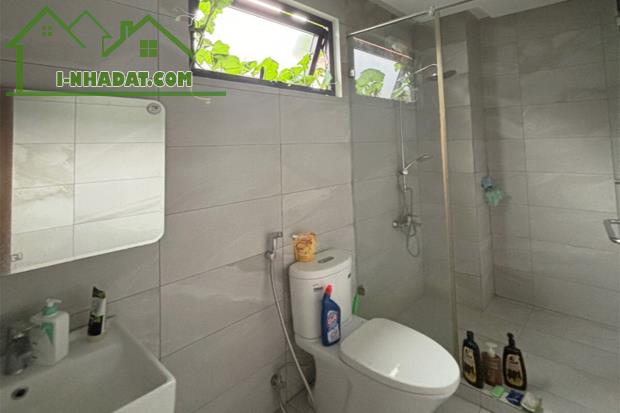 Bán nhà Huỳnh Văn Bánh Phú Nhuận, 85.4m² (4.9m / nở hậu 5.9m x 15.3m) - Giá 9.4 tỷ TL - 5