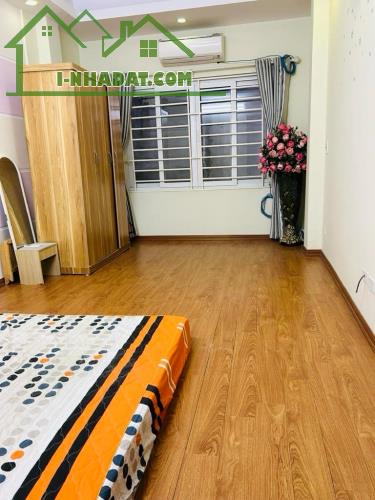 Bán nhà Cầu Giấy, 30m2, 5 tầng, mặt tiền 3.4m, chào 5,85 tỷ - 2