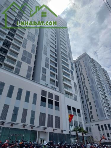 Bán căn hộ Urban Green 2 phòng ngủ tầng 8, view nội khu 82m2, 5ty282