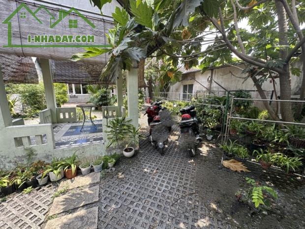Gấp bán nhà Mặt tiền, Thủ Đức, giá 45 tỷ, đất 1370m2, cạnh Hoàng Diệu 2.