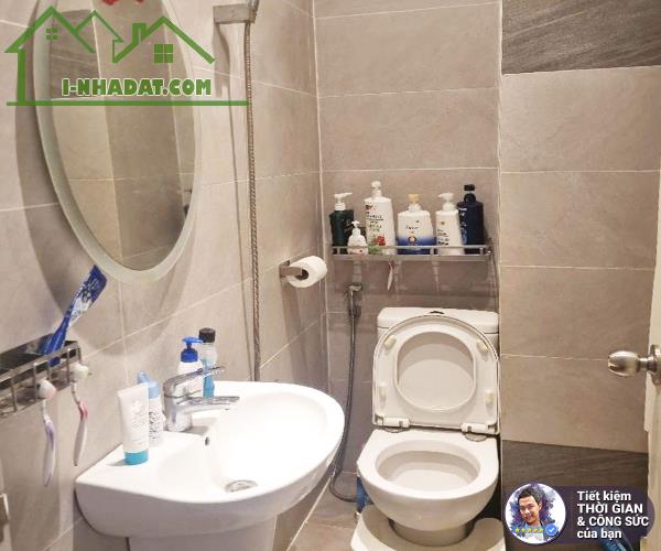 BÁN NHÀ HẺM XE HƠI TRẦN XUÂN SOẠN. 24M2. 3MX8M. NHÀ 3 TẦNG. XE HƠI 5M ĐẬU CỬA