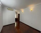 Bán nhà Phân Lô khu vực Hoàng Cầu, DT 45m x 5 tầng, ô tô tránh, 2 mặt thoáng, 14.8 tỷ
