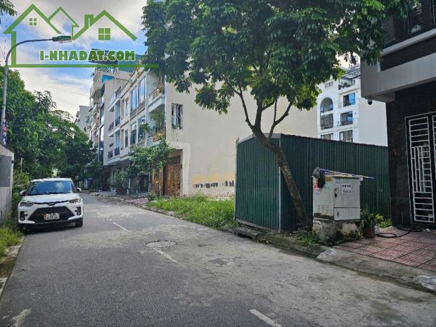 BÁN ĐẤT KHU PHÂN LÔ TỨ HIỆP CẠNH TRƯỜNG CHU VĂN AN 60M2 MẶT TIỀN 6M - 1