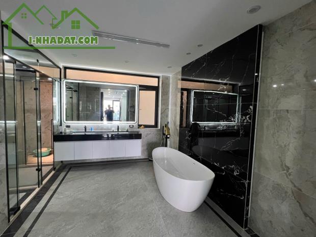 Bán nhà 6 tầng, view vườn hoa, DT 80m2 khu đấu giá Việt Hưng, Long Biên, có thang máy xịn. - 1