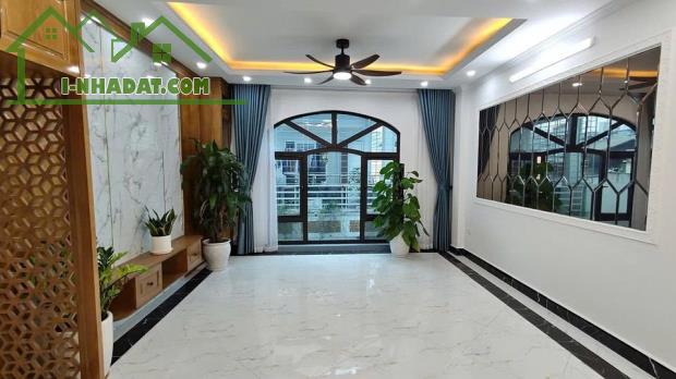 Bán nhà mặt phố Đồng Cổ, Tây Hồ, 7 tầng thang máy, vỉa hè kinh doanh sầm uất. Giá 16 tỷ - 4