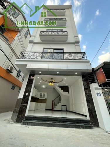 Nhà mới Cạnh NHổn, trục chính kinh doanh xe tải, giá 7.2 tỷ