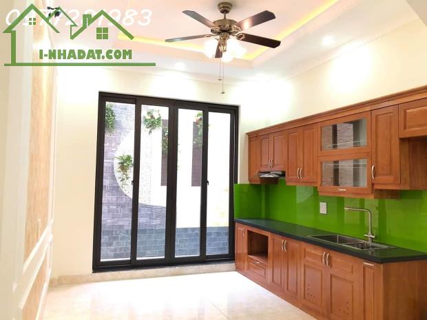 Nhà mới Cạnh NHổn, trục chính kinh doanh xe tải, giá 7.2 tỷ - 1