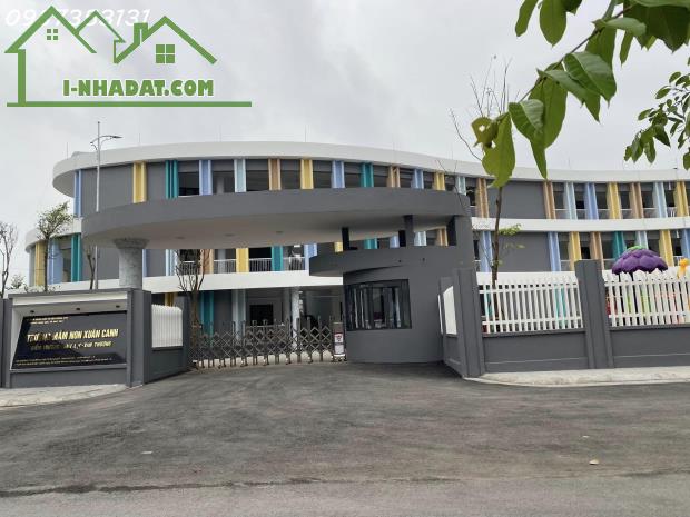 CỰC ĐẸP !!!Bán đất Xuân Canh- sát VinHomes Global Gate 80m2 - Đường rộng thông ô tô thoải