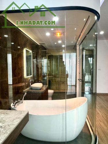 Hiếm!Nhà Mặt ngõ Phố Ái Mộ,lô góc, KD Đỉnh,65m2, 6 tầng thang máy,gara ô tô,Nhỉnh 12 tỷ - 2
