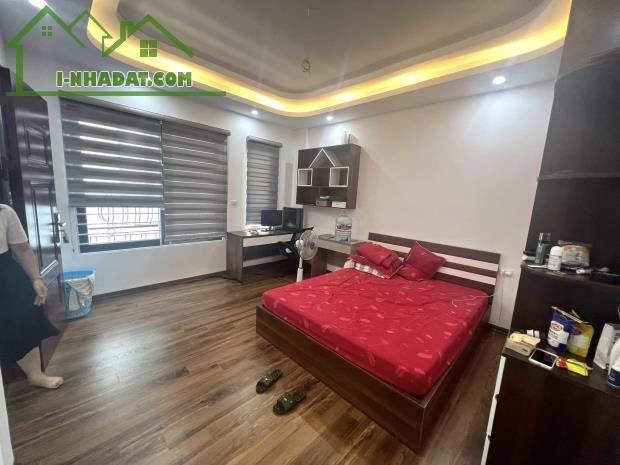 🏠Tòa CCMN Ngõ 87 Yên Xá 42m², 6 tầng, mặt tiền 7m, giá 6.8 tỷ 📞 HẰNG MINI - 1