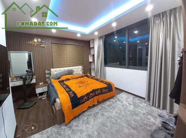 CỰC Hiếm! Mặt phố Thụy Khuê sầm uất gần tòa Sun Grand City 72m2 chỉ 24.68 tỷ. 0989.62.6116 - 2