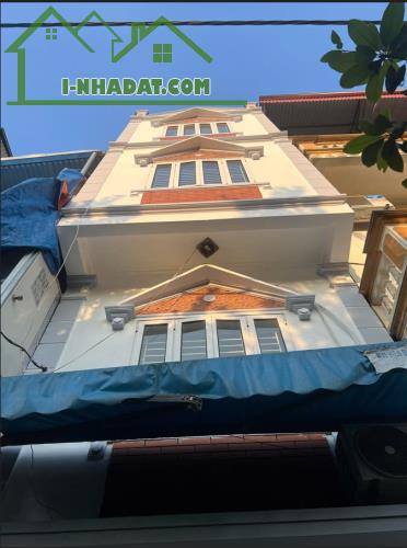 Bán Nhà Dân Xây Xuân Phương Nam Từ Liêm, 39m2*4Tầng, 2 thoáng đường 3m cách oto tránh 60m.