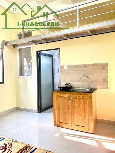 CHO THUÊ CĂN HỘ DUPLEX ĐẸP VỚI CỬA SỔ RỘNG RÃI TẠI NGUYỄN THỊ THẬP – P. BÌNH THUẬN, Q7! - 2