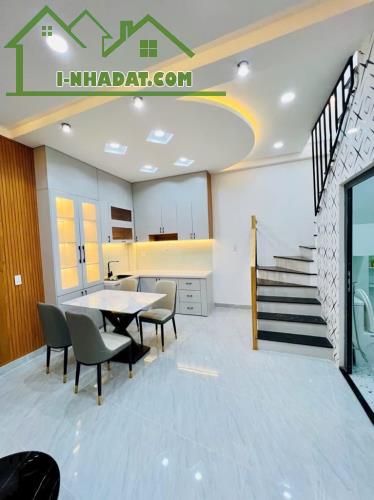 HƠN 5 TỶ - CHU VĂN AN - 3 TẦNG - 42MV - NỞ HẬU - 3 PHÒNG NGỦ - NHÀ MỚI LUNG LINH - 3