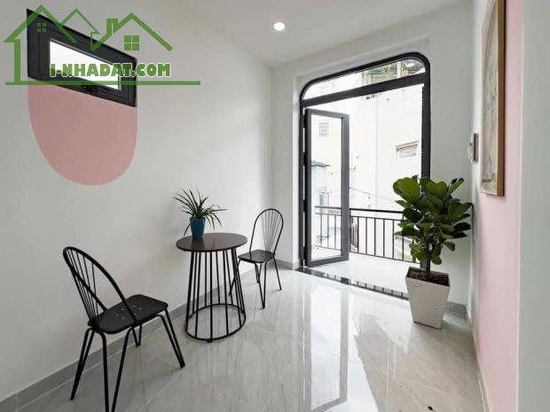HƠN 5 TỶ - CHU VĂN AN - 3 TẦNG - 42MV - NỞ HẬU - 3 PHÒNG NGỦ - NHÀ MỚI LUNG LINH