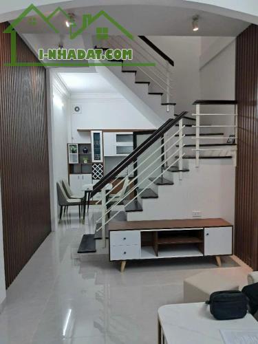 Nhà đẹp BA ĐÌNH - FULL Nội Thất - 33m2 - nhỉnh nhẹ 6 TỶ