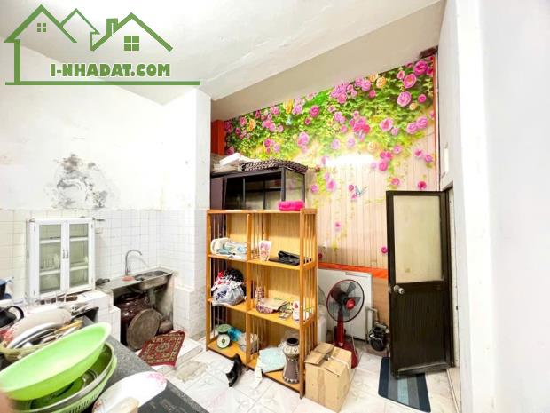 GẦN PHỐ - TRUNG TÂM QUẬN - XÂY CHUNG CƯ MINI QUÁ TUYỆT VỜI ✅️BẠCH MAI 3 TẦNG 56M² MẶT TIỀN - 2