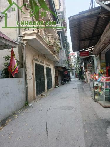 ĐẤT TÂY HỒ - Ô TÔ VÀO NHÀ - BA BƯỚC CHÂN RA CẦU NHẬT TÂN