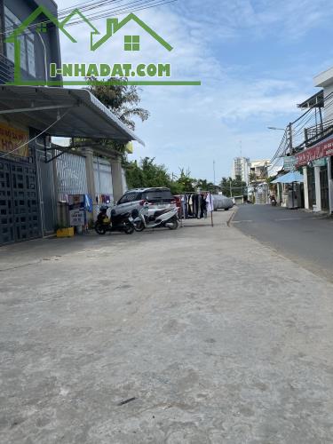 BÁN GẤP NHÀ TRỤC CHÍNH HẺM 278 TẦM VU—LỘ 10M CÁCH BỜ KÈ 100M— ĐANG THU NHẬP 20 TRIỆU/ TG