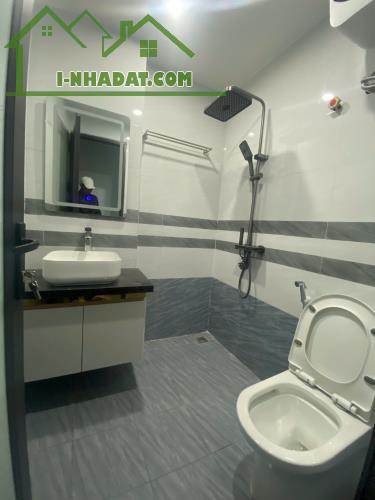 Siêu vip - Bán nhà đường đôi Tân Mai, 45m2, 5 tầng, 7 ngủ, 4 WC - Thang máy, Full đồ - 4