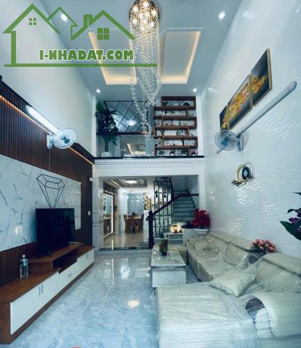 KHU PHÂN LÔ NGAY DREAMHOME-HẺM 6M-HĐ THUÊ 25TR/th. GẦN PHẠM VĂN CHIÊU, GV, 5TANG, 7.8TY - 4