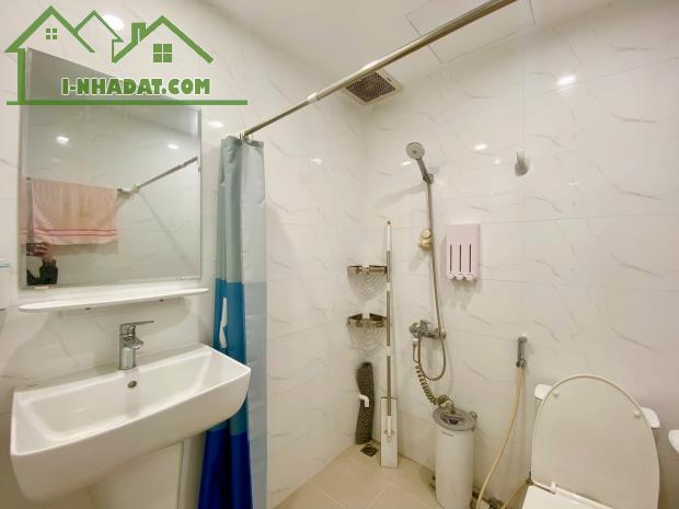 Bán căn hộ 3PN 96m2 5.4 tỷ full nội thất, nhận ngay, view bitexco quận 1,lh - 1