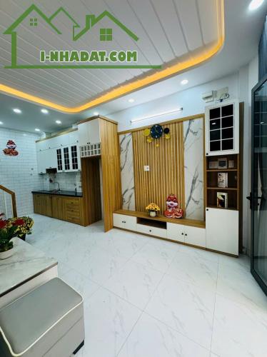 ⭐️Bán Nhà Quận Gò Vấp - Đường Bùi Quang Là - 32m² - 3 lầu - HXH Thông - 4,380 tỷ TL🇻🇳 🍁 - 5