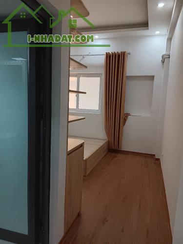 Bán chung cư có sổ đỏ 2 ngủ,74m2 khu vực Linh Đàm, Hà Nội giá giá rất rẻ - 3