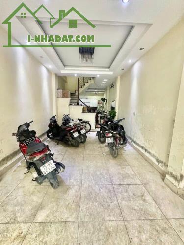 BÁN NHÀ PHỐ TRẦN ĐẠI NGHĨA, 49 M2,4 TẦNG,MT 3.8 M. GIÁ 9.9 TỶ, Ô TÔ TRÁNH, KD TUYỆT VỜI - 1