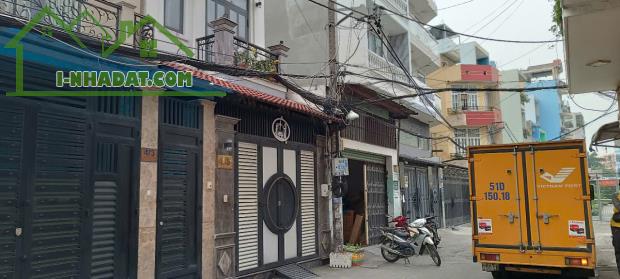 Nhà 4x18m, ô tô đậu cửa, cạnh Vietcombank Tây Thạnh, 5.6 tỷ - 5