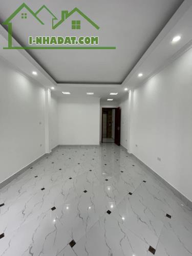 BÁN NHÀ HỒNG MAI Ở LUÔN, 5 TẦNG THANG MÁY, TRUNG TÂM QUẬN, 45M2 GIÁ 8.X TỶ