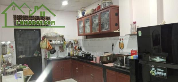 MẶT TIỀN HIỆP PHÚ - QUẬN 9 - NGAY CHỢ KIẾN THIẾT - 111M2 - GIÁ HƠN 9 TỶ