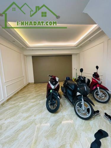 BÁN NHÀ MỸ ĐÌNH NGÕ NÔNG SÁT PHỐ Ô TÔ ĐỖ CỬA NHÀ ĐẸP THANG MÁY GIÁ 14.8 TỶ - 5