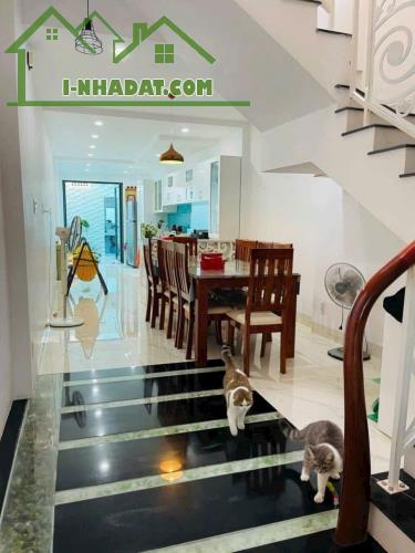 Gấp bán nhà 1 Trệt 2 tầng hẻm ôtô vũng tàu DT: 83m² giá 5 tỷ 3 TL - 1