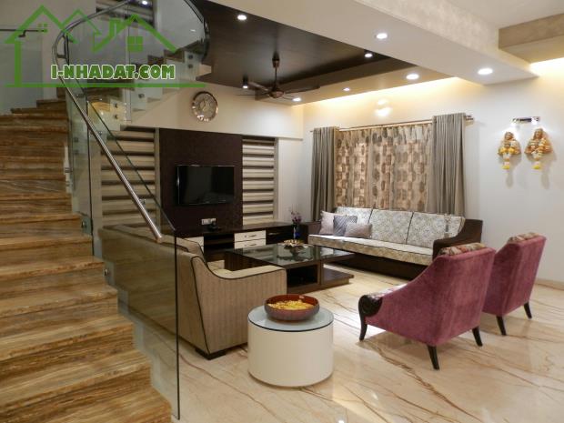 Nhà 3 Tầng Đống Đa Quận Hải Châu- Cách Đường 10m- Ngang 5m- Dọn Vào Ở Ngay- Chỉ : 3 Tỷ 95