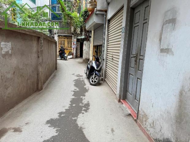 +1 Bán đất Mễ Trì Hạ, gần ô tô, hai thoáng trước sau, vuông đẹp, giá đầu tư