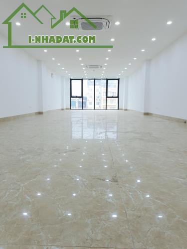 Bán Building mặt phố Bạch Mai 210m2 8 tầng mt 7m giá 1xx sổ vuông