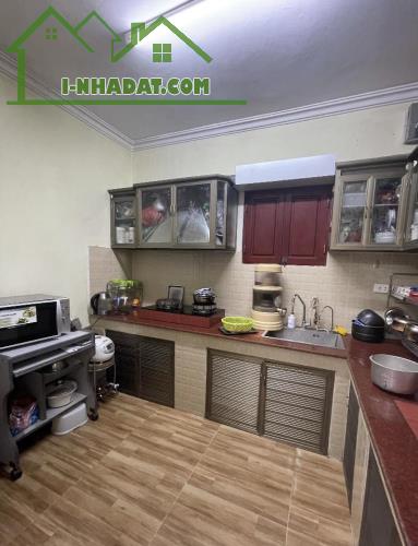 Chỉ xách vali về ở luôn Quang Tiến 36M x 5T, 5,2 tỷ, oto tránh