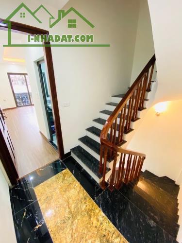 MỸ ĐÌNH 38m² - NHÀ XÂY MỚI TINH - 5 TẦNG ĐỈNH CHÓP - FULL NỘI THẤT SỊN - VỊ TRÍ ĐỈNH - 1