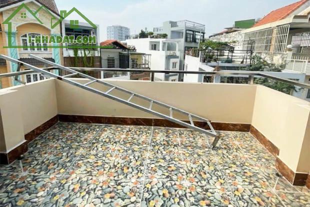 Bán nhà Đoàn Thị Điểm Phú Nhuận, 40m² 4 Tầng 4 phòng, hẻm Xe hơi thông - Giá 9.5 tỷ TL