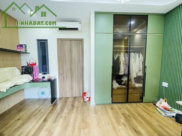 Mặt tiền hẻm 181 Âu Dương Lân 5.4x15 chỉ 11 tỷ 5